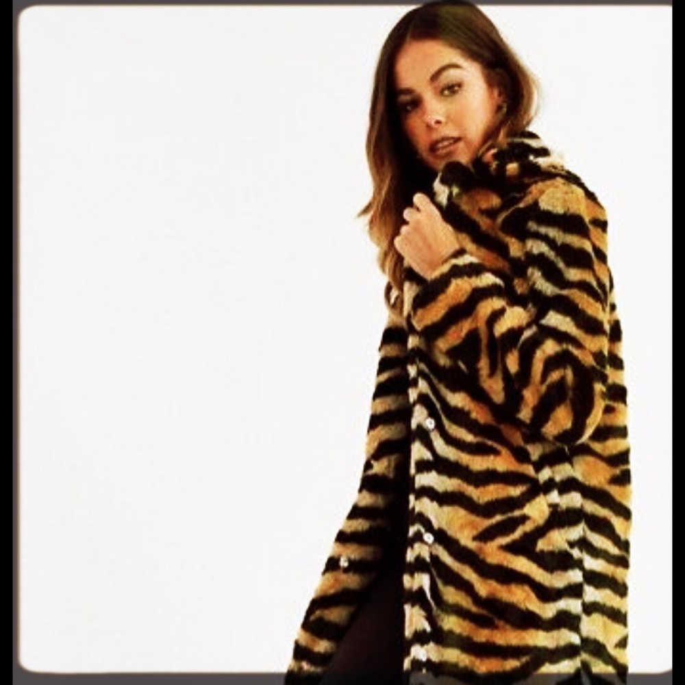 “BIG PIMPIN” Plush Tiger Print Fur Teddy Coat - Picture 4 of 16